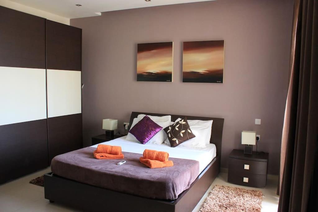 Sunny 2 Bedroom, 2 Bathrooms, Seaside Apt. Sliema Extérieur photo