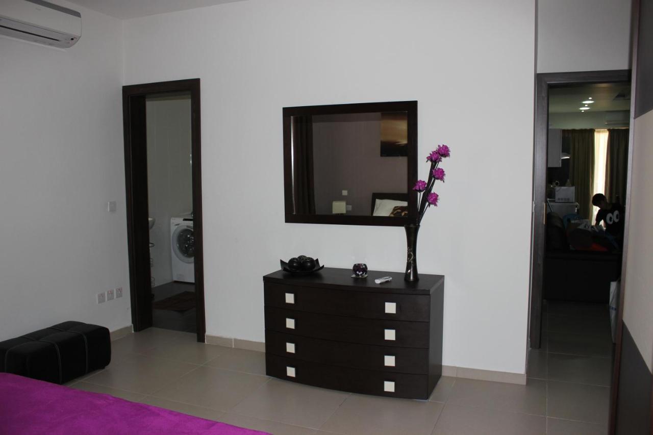 Sunny 2 Bedroom, 2 Bathrooms, Seaside Apt. Sliema Extérieur photo