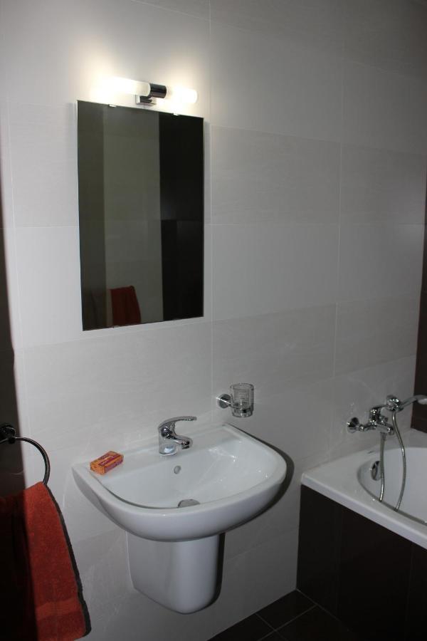 Sunny 2 Bedroom, 2 Bathrooms, Seaside Apt. Sliema Extérieur photo